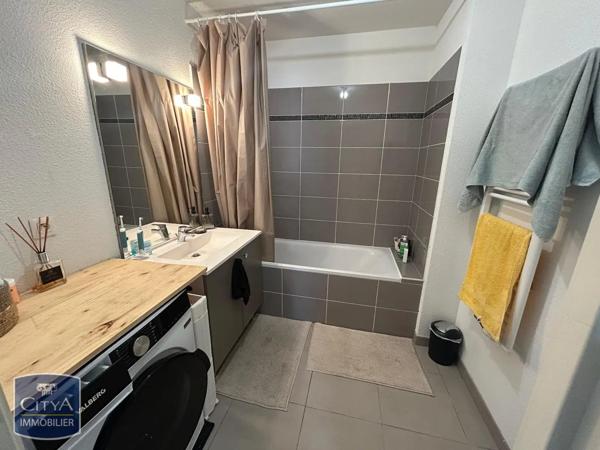 Appartement à louer 3 pièces 62.11m² Mérignac (33700)