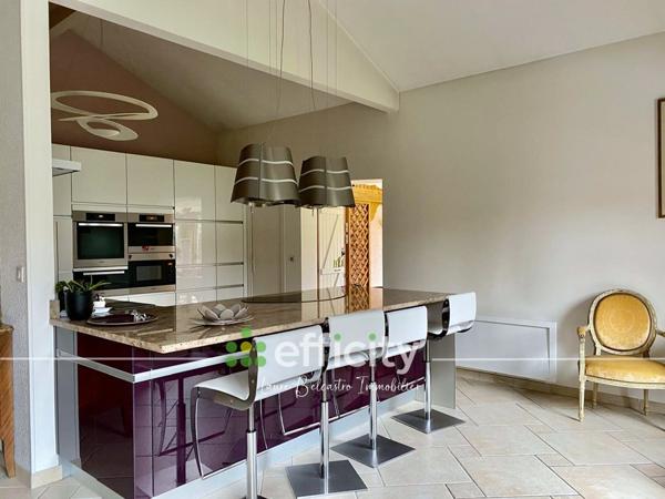 Maison 8 pièces - 160 m²