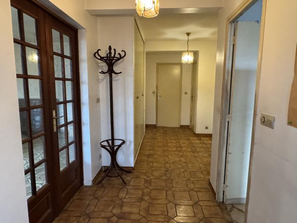 Bondy (93140) Maison familiale avec travaux, garage et jardin