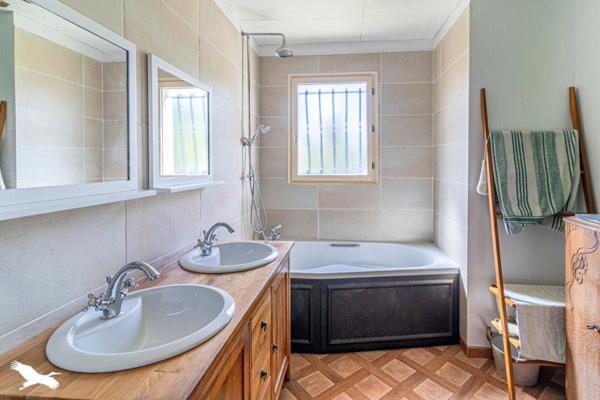 Maison à vendre 419 000 € Eysines 5 p 110 m² DPE C