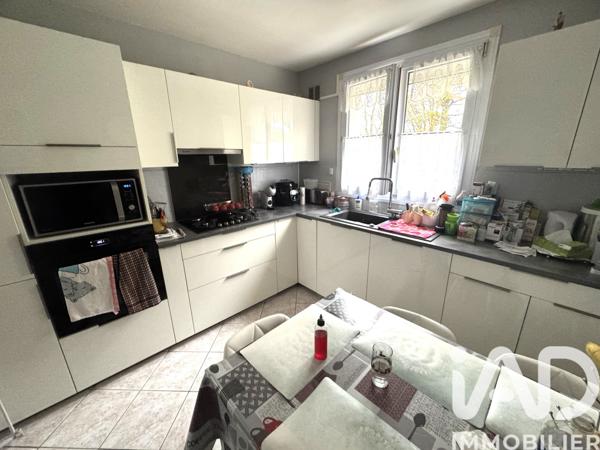 Maison à vendre 4 pièces 95 m² La Queue-en-Brie