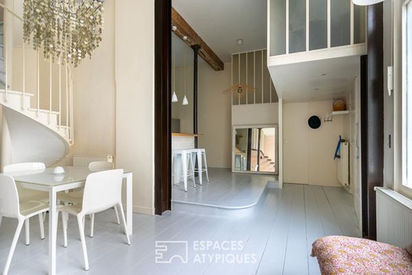 Loft de caractère dans un ancien showroom de porcelainier