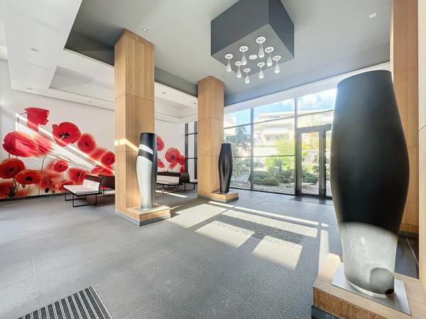 Appartement à vendre 2 pièces 35,50 m2 avec terrasse de 13,45 m2 JUVIGNAC (34) résidence de standing avec piscine