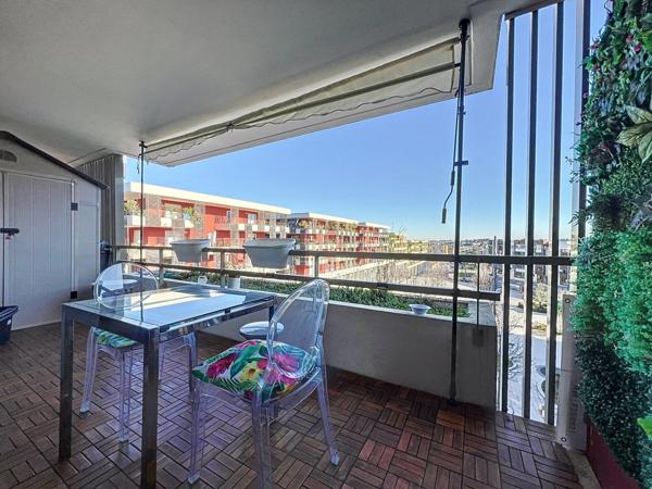 Appartement à vendre 2 pièces 35,50 m2 avec terrasse de 13,45 m2 JUVIGNAC (34) résidence de standing avec piscine