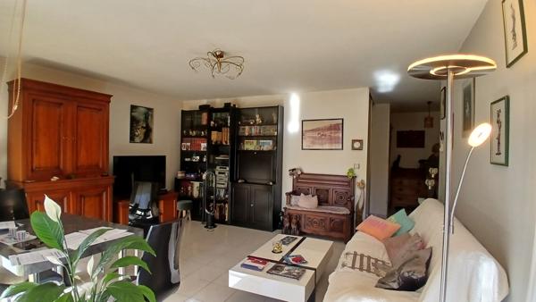 Carnoux-en-Provence (13470) VIAGER à 7 Km de Cassis avec ses calanques