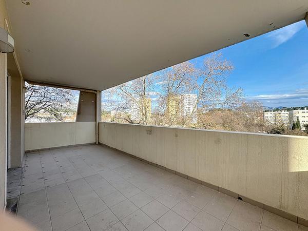 A vendre Appartement 2015 Aubagne 3 pièces 62.9 m2 +Terrasse, parking, cave