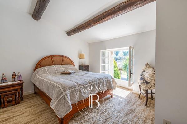 Sénas, Maison 6 Chambres -  434 m² à vendre