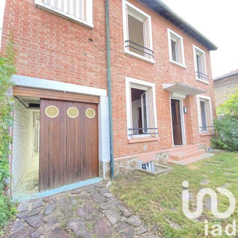 House for sale 5 rooms 110 m² Suresnes