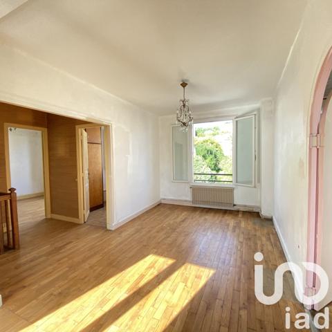 House for sale 5 rooms 110 m² Suresnes