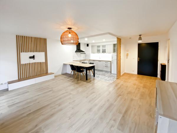 ? Magnifique appartement 3 pièces ? 61 m² ? VAUREAL COEUR DE VILLE.