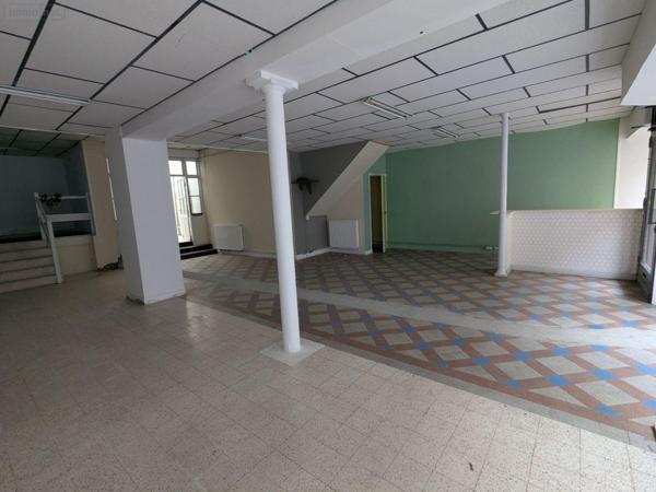 Local mixte (Pro/Hab) à vendre à Saint-Pol-sur-Ternoise dans le Pas-de-Calais (62130), ref : 2406