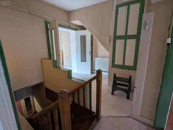 Local mixte (Pro/Hab) à vendre à Saint-Pol-sur-Ternoise dans le Pas-de-Calais (62130), ref : 2406