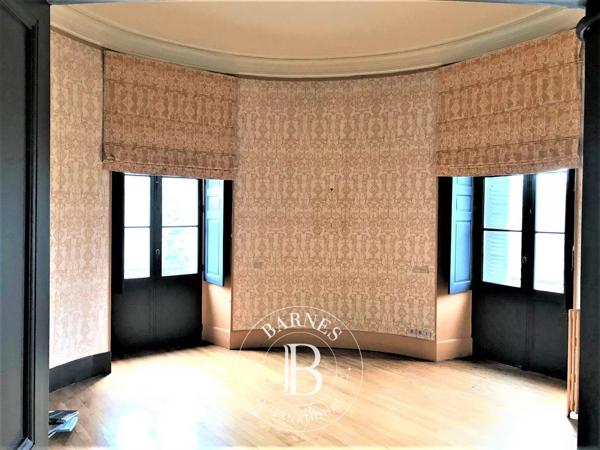 Salbris, Château 10 Chambres -  1 135 m² à vendre