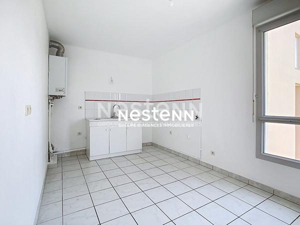 VILLEFRANCHE SUR SAONE APPARTEMENT T3 AVEC GARAGE ET CAVE - PROCHE CENTRE VILLE ET TRANSPORTS