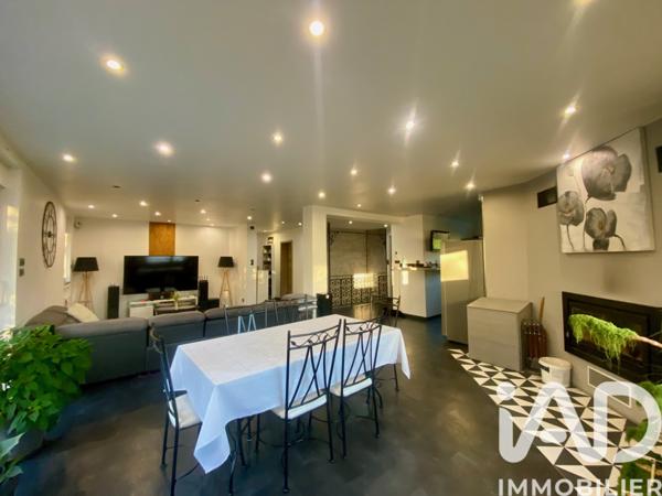 Maison à vendre 7 pièces 216 m² Creutzwald