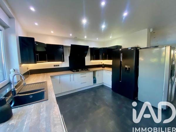 Maison à vendre 7 pièces 216 m² Creutzwald