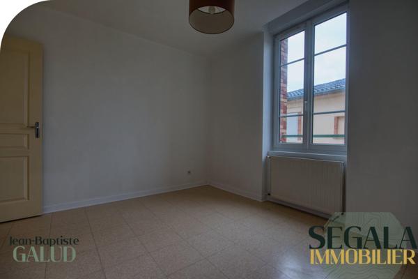 Carmaux (81400) Appartement dans le quartier de la piscine