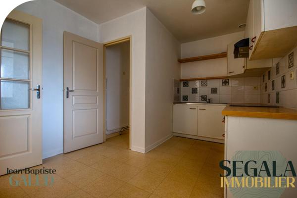 Carmaux (81400) Appartement dans le quartier de la piscine