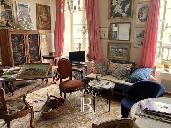 Bourges, Ensemble immobilier  920 m² à vendre