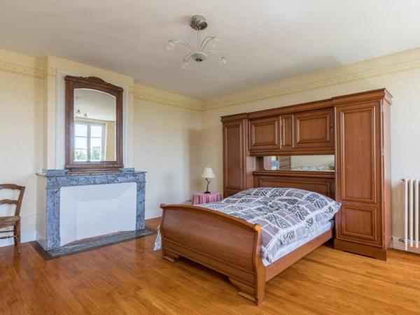 Vente / Maison de maître à Castelnau-de-Lévis (81150)