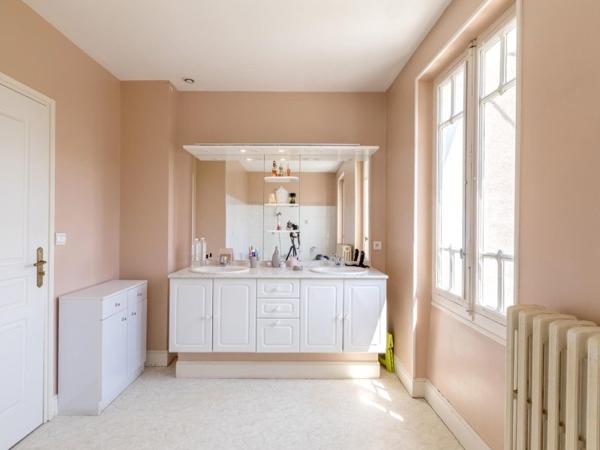 Vente / Maison de maître à Castelnau-de-Lévis (81150)