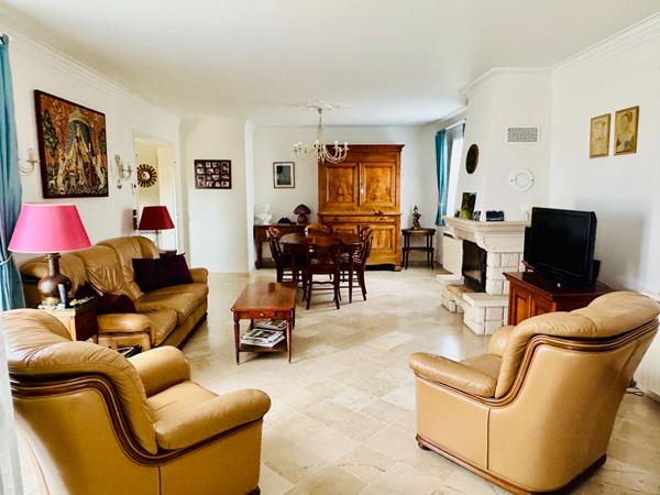 MAISON A VENDRE ROMORANTIN - 6 CHAMBRES - 184 M²