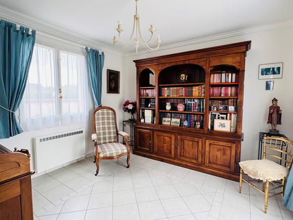 MAISON A VENDRE ROMORANTIN - 6 CHAMBRES - 184 M²