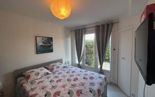 Maison à vendre    6 pièces •  Saint-Martin-des-Champs