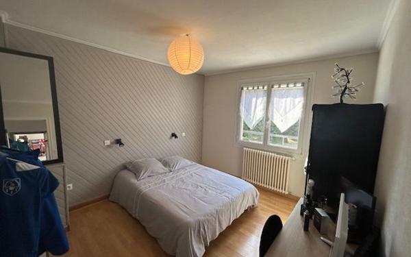 Maison à vendre    6 pièces •  Saint-Martin-des-Champs