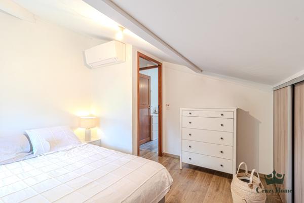 Maison
                                                                                                                                                                                                                                                                                                                        7 pièce(s)                                                                                                                                                                                                          4 chambre(s)                                                                                                                                                                                                          155  m²