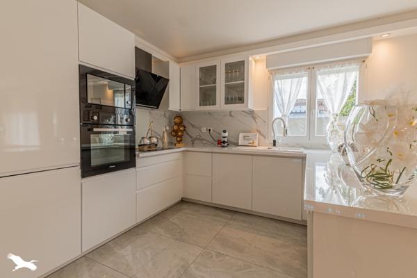 Maison à vendre |                                       Sainte-Eulalie |                                        4 pièces  |  141 m²