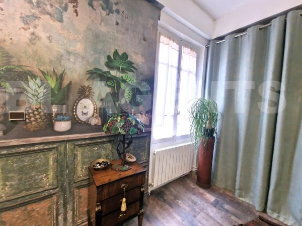 Maison de charme avec jardin intime, terrasse, balcon et SPA - centre-ville accessible à pied.