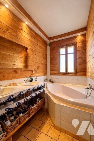 TOURS - QUARTIER VELPEAU NORD - MAISON DE CARACTÈRE - 5 CHAMBRES AVEC JARDIN