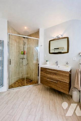 TOURS - QUARTIER VELPEAU NORD - MAISON DE CARACTÈRE - 5 CHAMBRES AVEC JARDIN