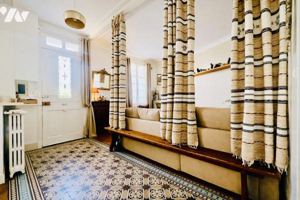 TOURS - QUARTIER VELPEAU NORD - MAISON DE CARACTÈRE - 5 CHAMBRES AVEC JARDIN
