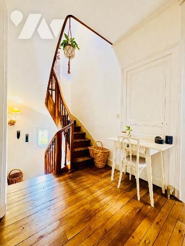 TOURS - QUARTIER VELPEAU NORD - MAISON DE CARACTÈRE - 5 CHAMBRES AVEC JARDIN