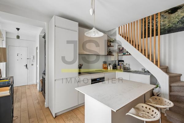 75002 - APPARTEMENT FAMILIAL ENTIEREMENT RENOVE - DERNIER ETAGE ASCENSEUR