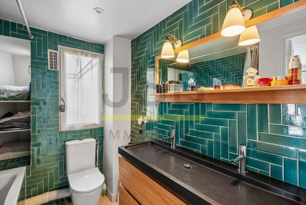 75002 - APPARTEMENT FAMILIAL ENTIEREMENT RENOVE - DERNIER ETAGE ASCENSEUR