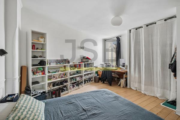 75002 - APPARTEMENT FAMILIAL ENTIEREMENT RENOVE - DERNIER ETAGE ASCENSEUR