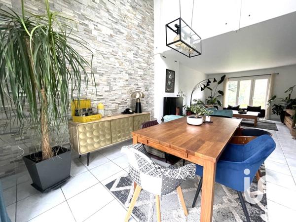 House for sale 6 rooms 127 m² Brunoy