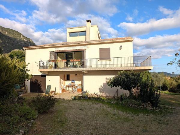 Propriété avec vue mer à Santa Maria Poggio