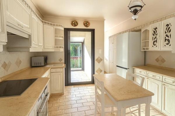 Propriété avec vue mer à Santa Maria Poggio