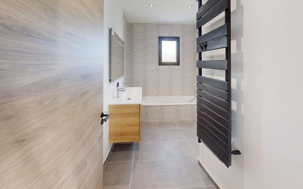 Maison à vendre    4 pièces •  Lavalette