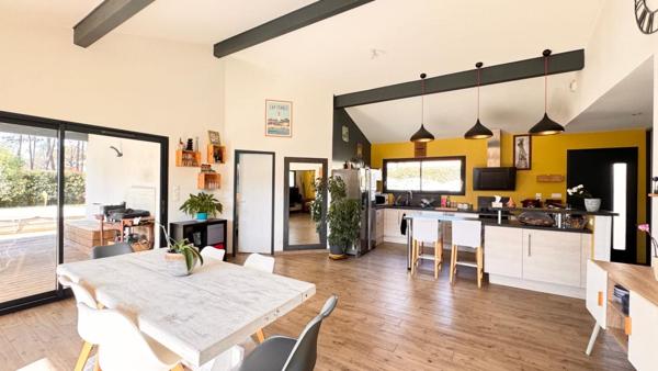 VILLA PLAIN-PIED QUARTIER PRIVILEGIE