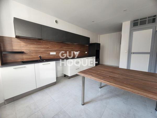 MAISON À LOUER DE 4 PIÈCES DE 94,47 M²