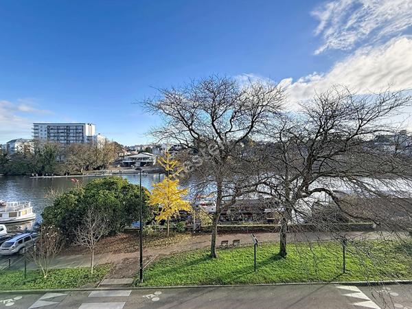 Nantes Van Iseghem - Très beau T3 de 77m²  avec balcons et parkings