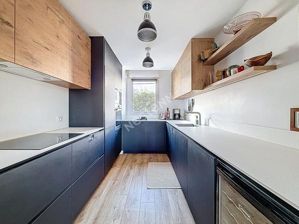 Nantes Van Iseghem - Très beau T3 de 77m²  avec balcons et parkings