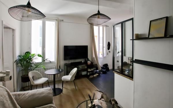 Appartement à vendre    2 pièces •  Nice
