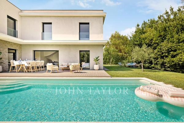 Élégante villa neuve à louer à Mougins - Piscine chauffée, 4 chambres en suite