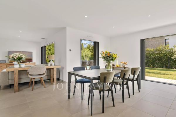 Élégante villa neuve à louer à Mougins - Piscine chauffée, 4 chambres en suite